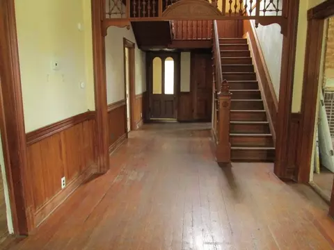 112 W Greer St, Honea Path, SC 29654 photo 3