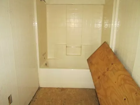 112 W Greer St, Honea Path, SC 29654 photo 10