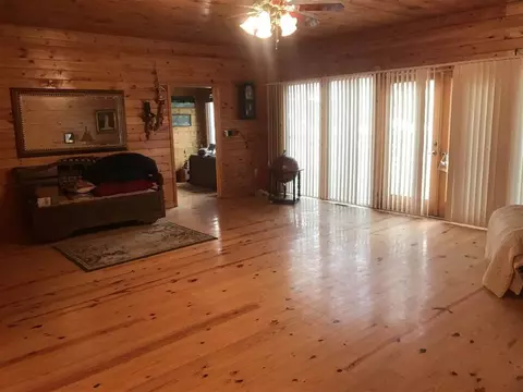 205 Laurel Valley Rd, Sunset, SC 29685 photo 2
