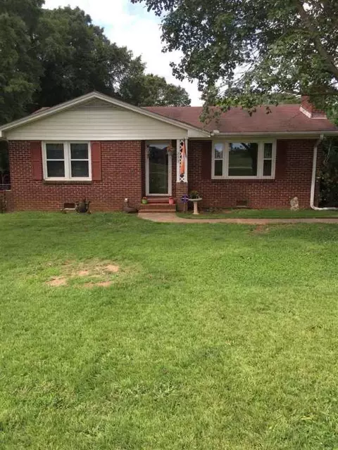 200 Mahaffey Rd, Williamston, SC 29697 photo 2
