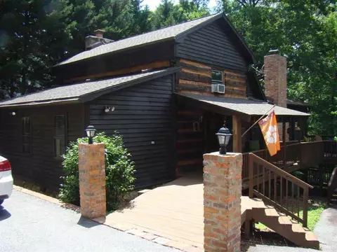 13052 Mohawk Path, Seneca, SC 29678 photo 1