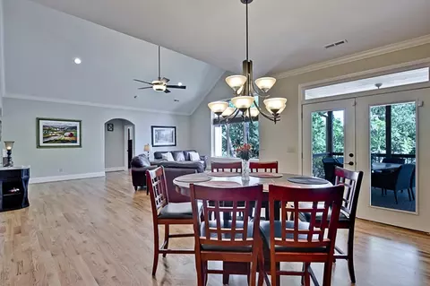 807 Sailview Dr, Seneca, SC 29672 photo 11