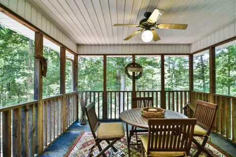 10001 Clovis Dr, Seneca, SC 29672 photo 15