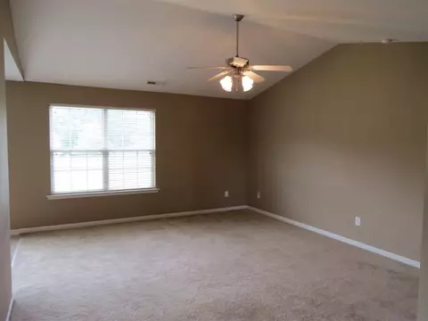 104 Silver Spur Dr, Williamston, SC 29697 photo 2
