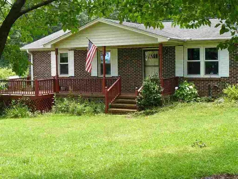 2620 Six Twenty Rd, Pendleton, SC 29670 photo 2