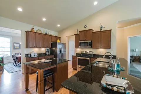 406 Rowley Ct, Easley, SC 29642 photo 10