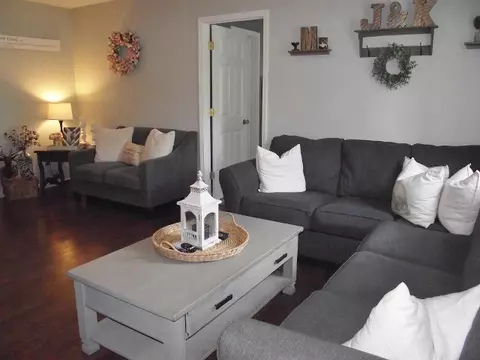 141 Hillside Cir, Easley, SC 29640 photo 4