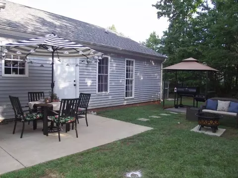 141 Hillside Cir, Easley, SC 29640 photo 18