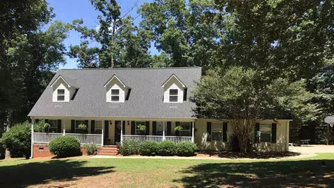 620 Hampton Rd, Liberty, SC 29657 photo 1