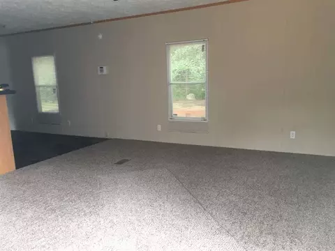 246 Trumpet Ln, Honea Path, SC 29654 photo 2