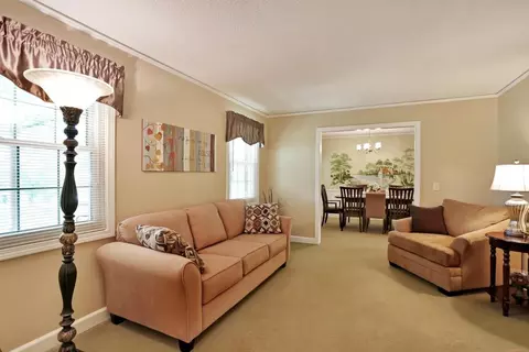 135 Durham Rd, Easley, SC 29640 photo 4