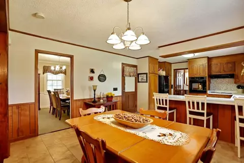 135 Durham Rd, Easley, SC 29640 photo 9