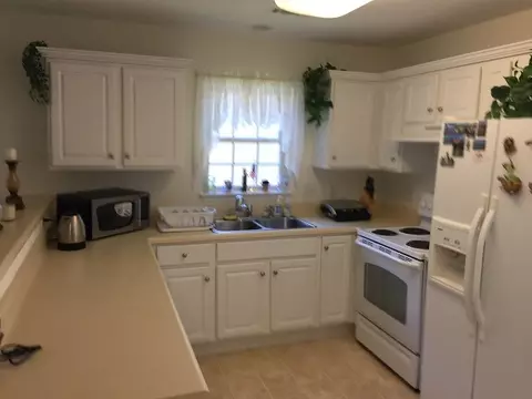 144 Grand Oak Cir, Pendleton, SC 29670 photo 5