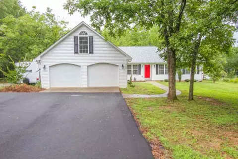 119 Hugo Dr, Pendleton, SC 29670 photo 4
