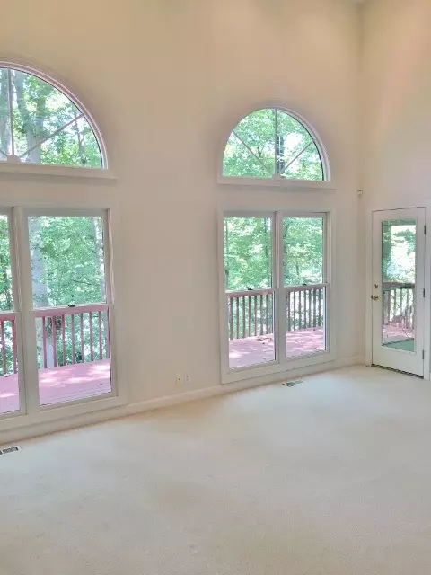 220 Point Rd, Seneca, SC 29672 photo 3