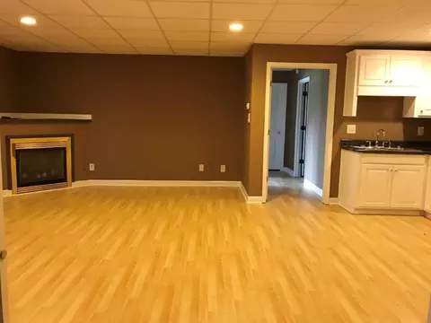 935 Gaines St, Central, SC 29630 photo 9
