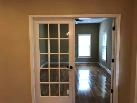 935 Gaines St, Central, SC 29630 photo 5