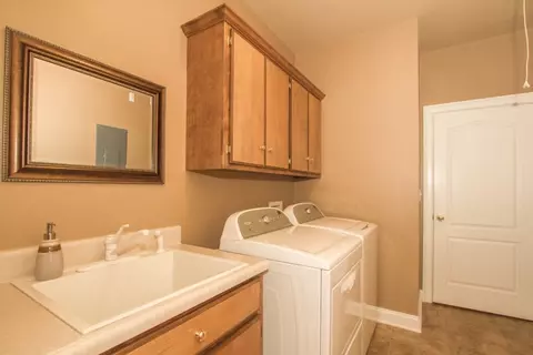 208 Sanders Rd, Pendleton, SC 29670 photo 12