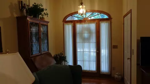 708 Hampton Rd, Liberty, SC 29657 photo 2