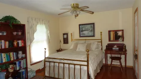 708 Hampton Rd, Liberty, SC 29657 photo 14