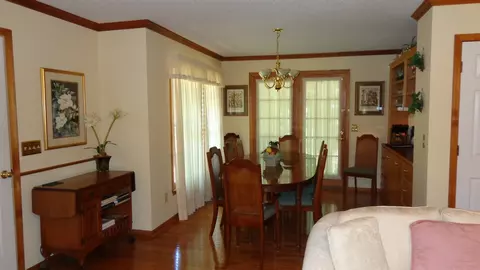708 Hampton Rd, Liberty, SC 29657 photo 5