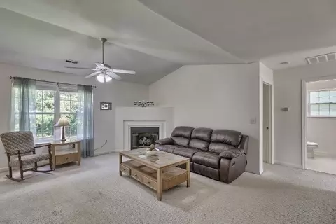103 Gambrell Hts, Honea Path, SC 29654 photo 6