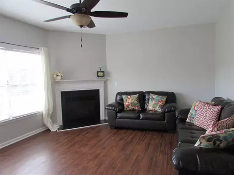 121 Rolling Oak Dr, Easley, SC 29642 photo 8