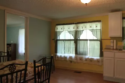 904 Belmina St, Pendleton, SC 29670 photo 9
