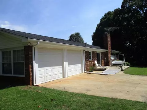 151 W Old Pendleton Rd, Central, SC 29630 photo 22