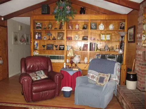 151 W Old Pendleton Rd, Central, SC 29630 photo 12