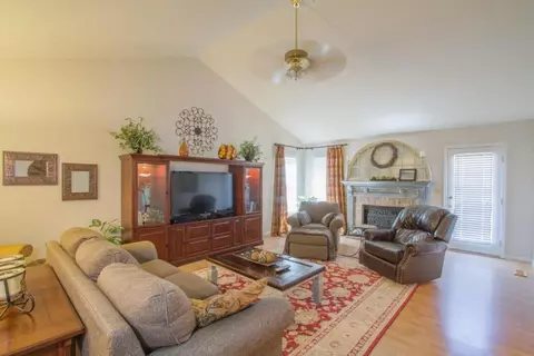 115 Walden Ln, Easley, SC 29642 photo 7