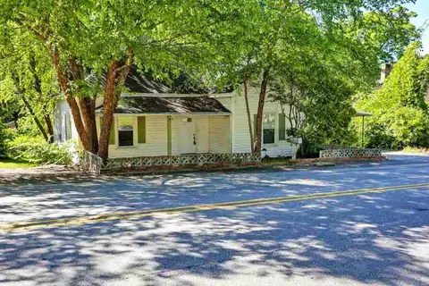 107 Liberty Dr, Easley, SC 29640 photo 2