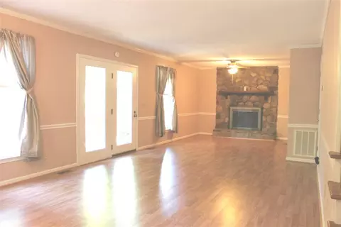 310 Gibson Rd, Easley, SC 29640 photo 2