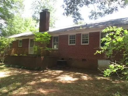 203 River Dr, Williamston, SC 29697 photo 4