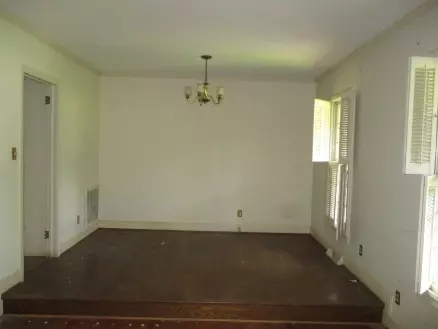 203 River Dr, Williamston, SC 29697 photo 7
