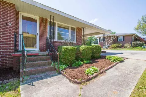 3 Lee St, Honea Path, SC 29654 photo 6