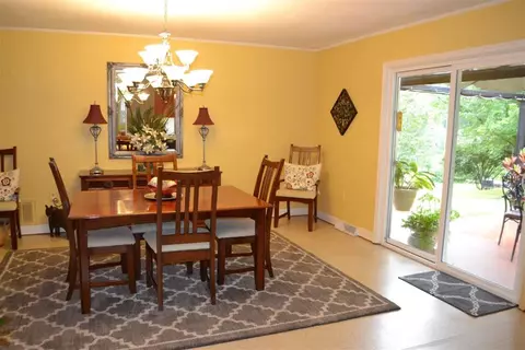 202 Maple Ave, Seneca, SC 29678 photo 4