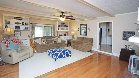 100 Bent Tree St, Easley, SC 29642 photo 5