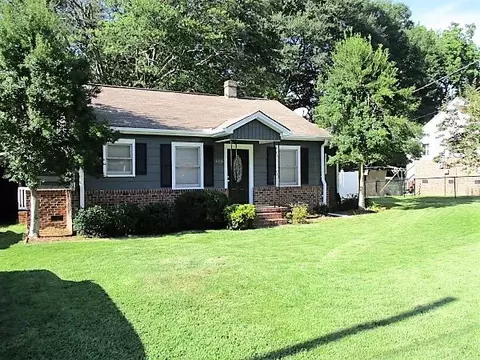 106 Augusta St, Easley, SC 29640 photo 2