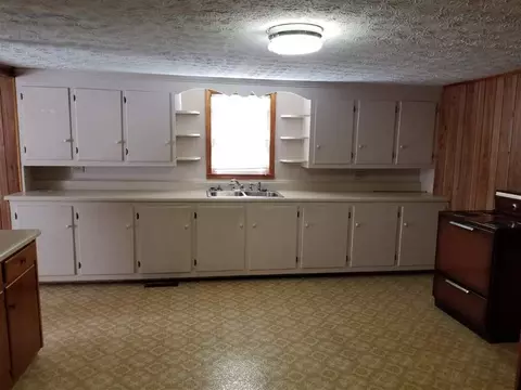 11 Brock St, Pelzer, SC 29669 photo 5