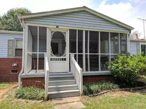 211 Hall Rd, Easley, SC 29642 photo 5