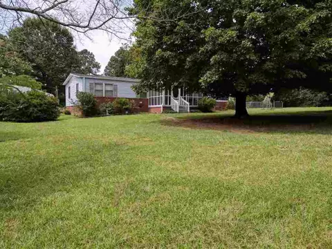 211 Hall Rd, Easley, SC 29642 photo 2