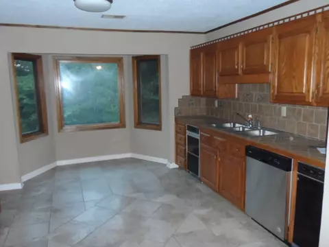 225 B D Johnston Rd, Central, SC 29630 photo 11