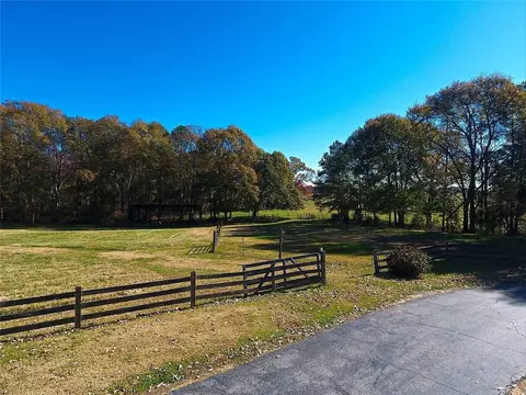 217 Long Rd, Williamston, SC 29697 photo 6