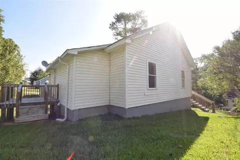 32 Walnut, Ware Shoals, SC 29692 photo 1