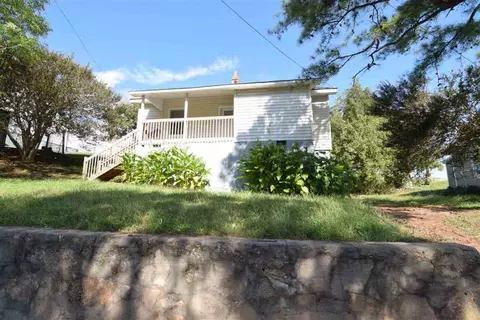 32 Walnut, Ware Shoals, SC 29692 photo 2