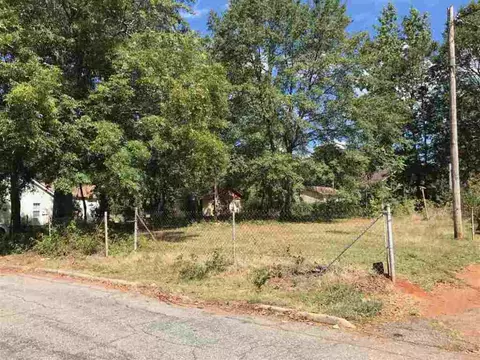 103 S 7 Th Street A, Easley, SC 29640 photo 4
