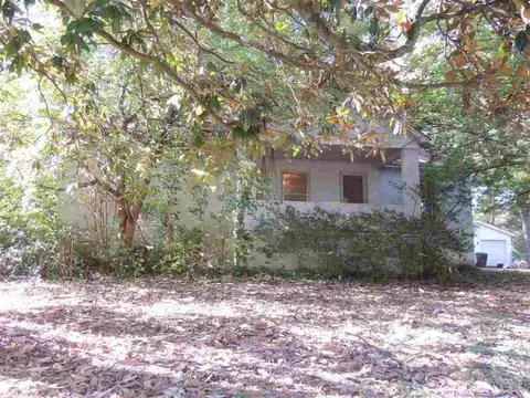 516 E Main St, Pendleton, SC 29670 photo 2
