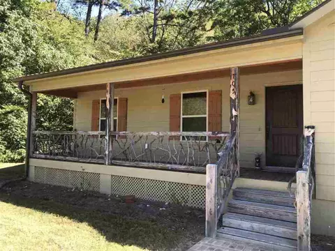 105 Boulderbluff Holw, Sunset, SC 29685 photo 4