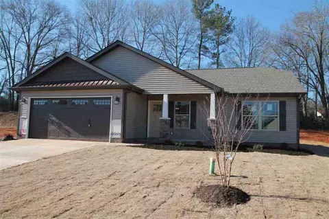 340 S Stonegate Dr, Seneca, SC 29678 photo 1